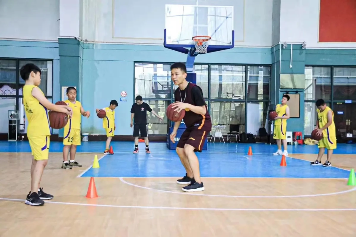 职业篮球运动员分享比赛中的训练心得_0